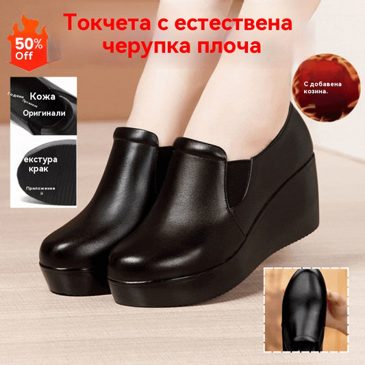 【35-40】💖🔥2025 Нови дамски обувки с дебела подметка за майки на средна и по-възрастни години, кожени обувки с неплъзгащ се плосък ток, удобни и ежедневни, без закопчаване